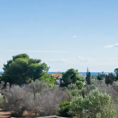Holiday home Air-conditioned Sleeps 12 Torre Cesarea